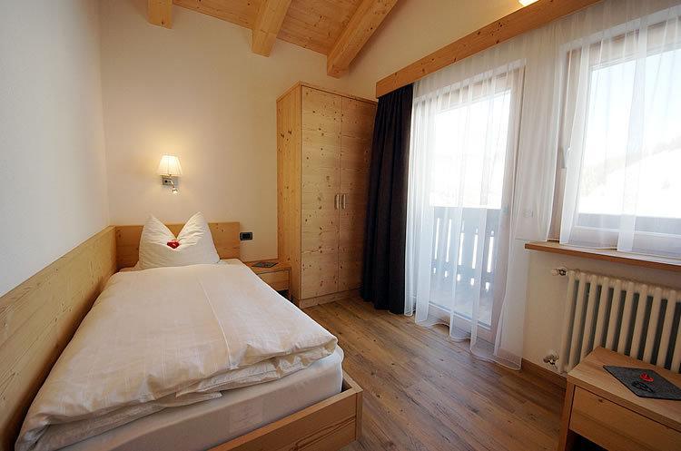 Ciasa Wallis Badia  Chambre photo