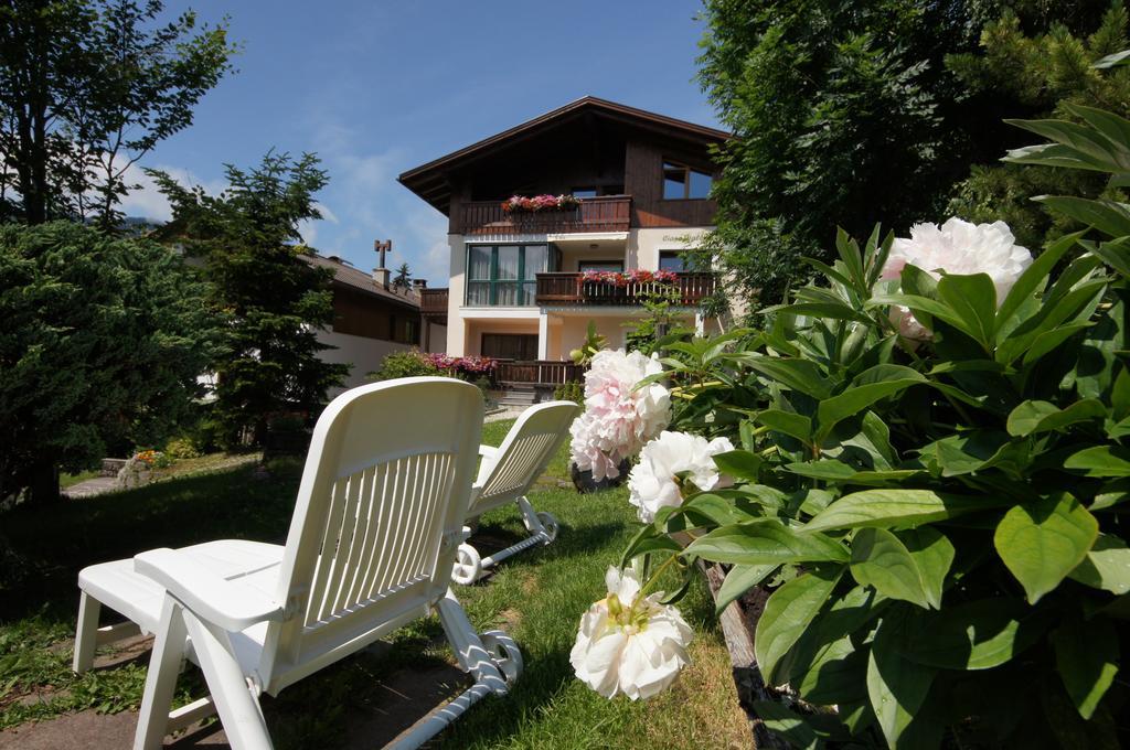 Ciasa Wallis Badia  Extérieur photo